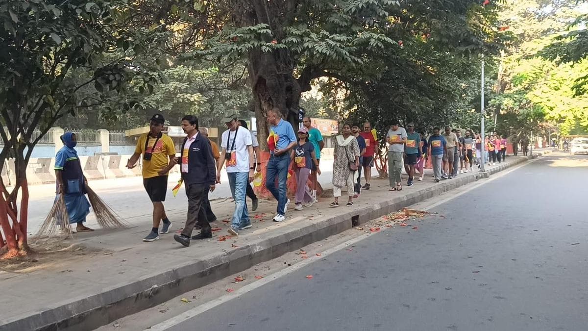 Right to Walk